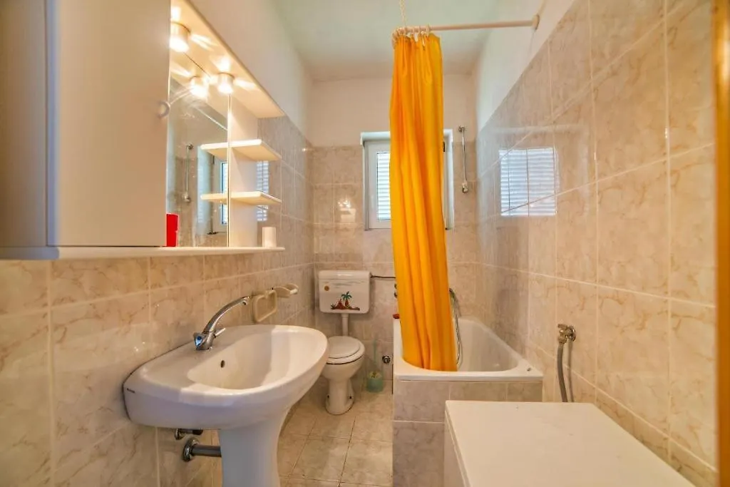 Apartman Lidija Novi Vinodolski 0*,