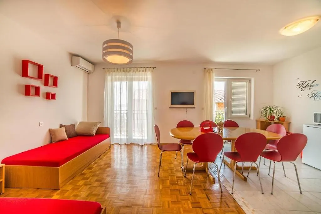 Apartment Apartman Lidija Novi Vinodolski