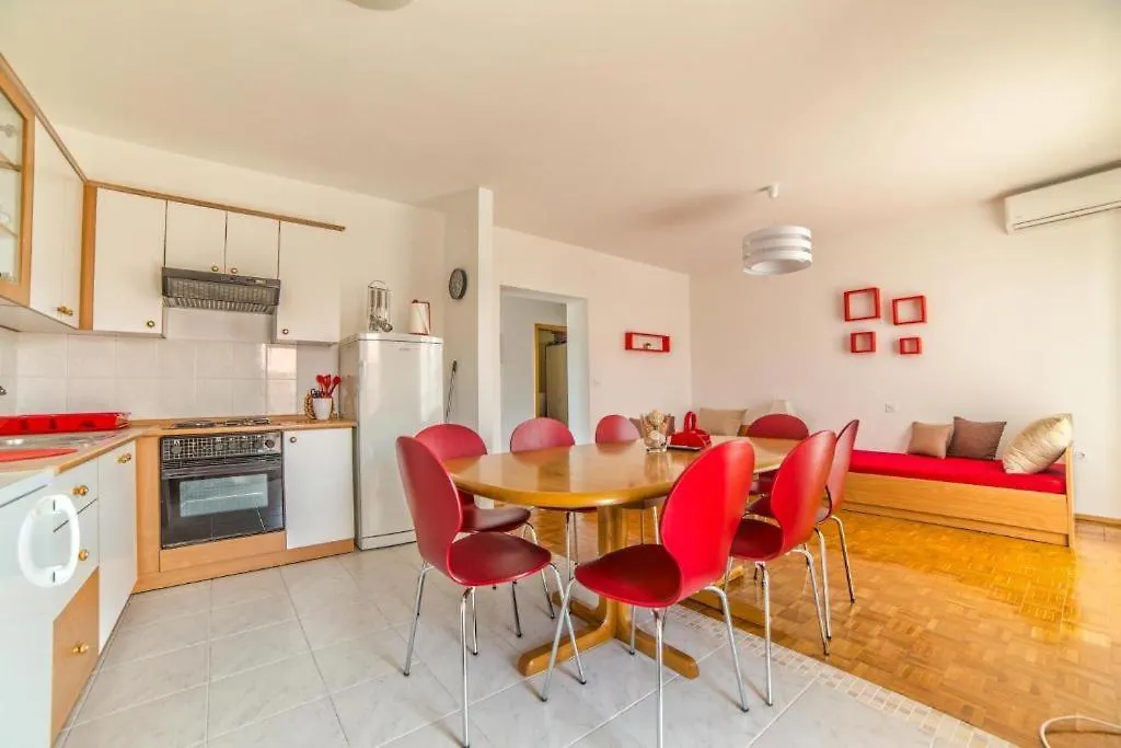 Apartman Lidija Novi Vinodolski 0*,  Croatia